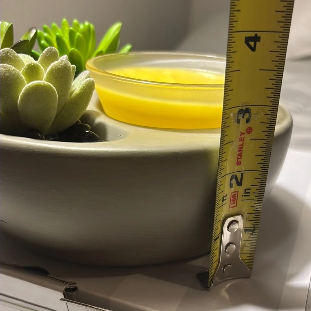 Scentsy Little Garden Warmer with Faux Succulent Accents - Picture 7 of 8